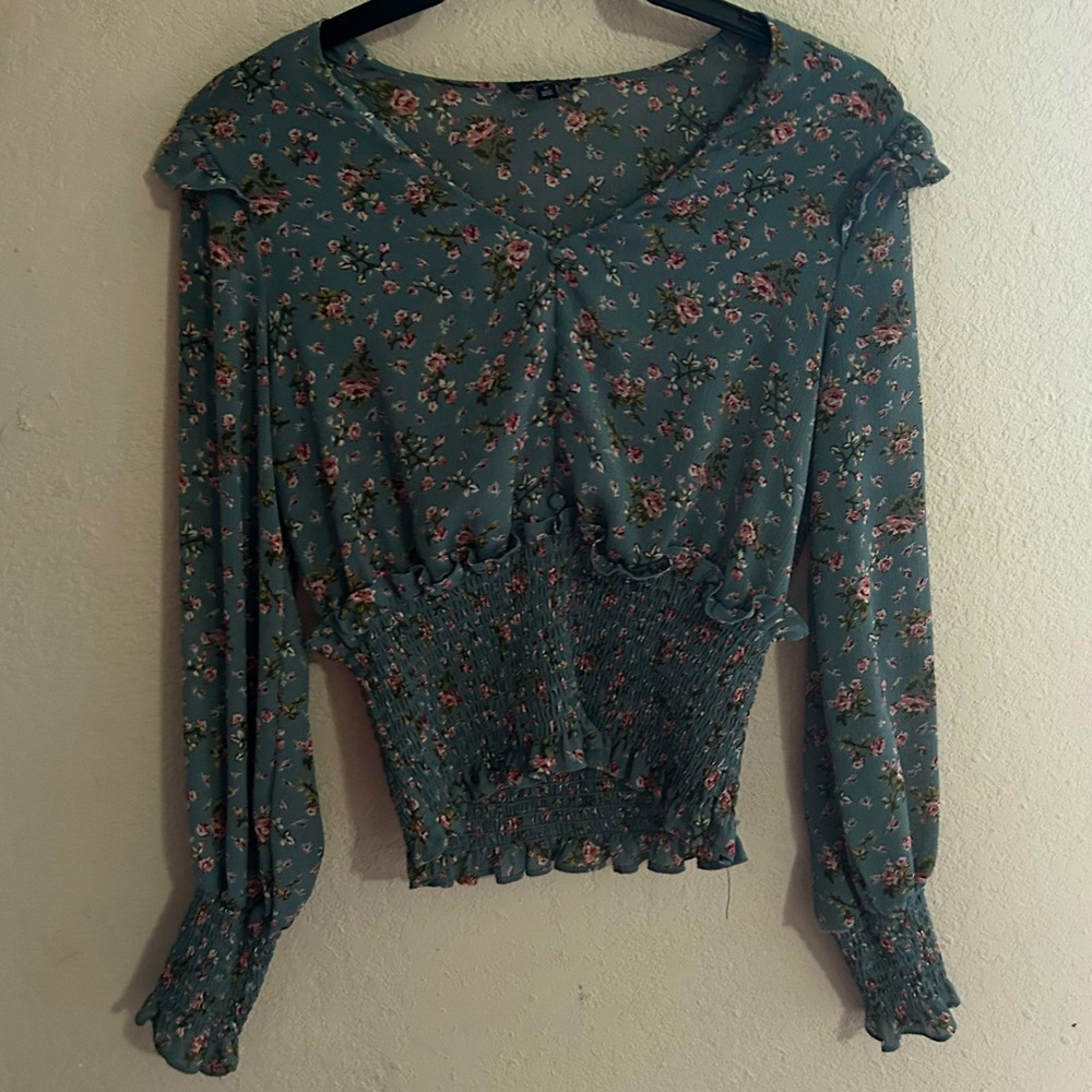 Green cute casual blouse